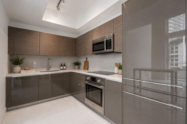 Building Photo - 1080 Brickell Ave