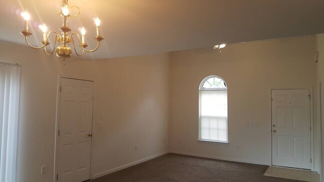Building Photo - 3 Bedroom Home in Carolina Forest Community