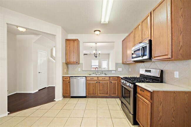 Foto del edificio - 3508 Glenmore Meadow Dr