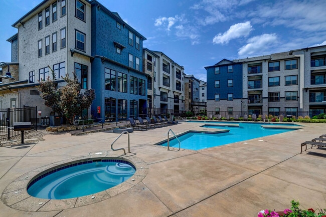 Avana on the Platte apartments — community photo - Avana on the Platte