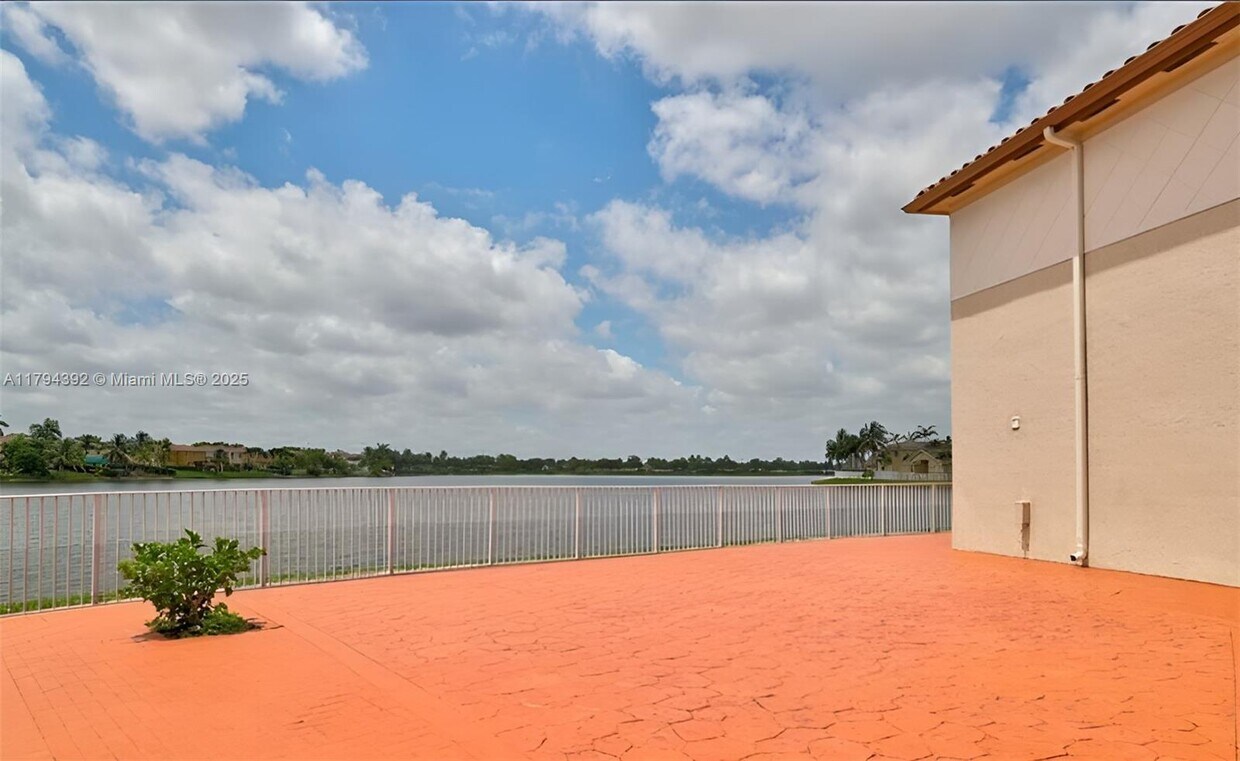 Foto del edificio - 13500 SW 51st St