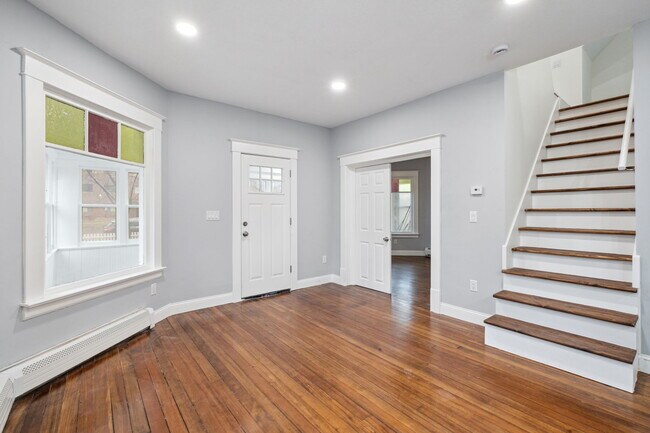 Foto del edificio - 1035 Bluff Ave E