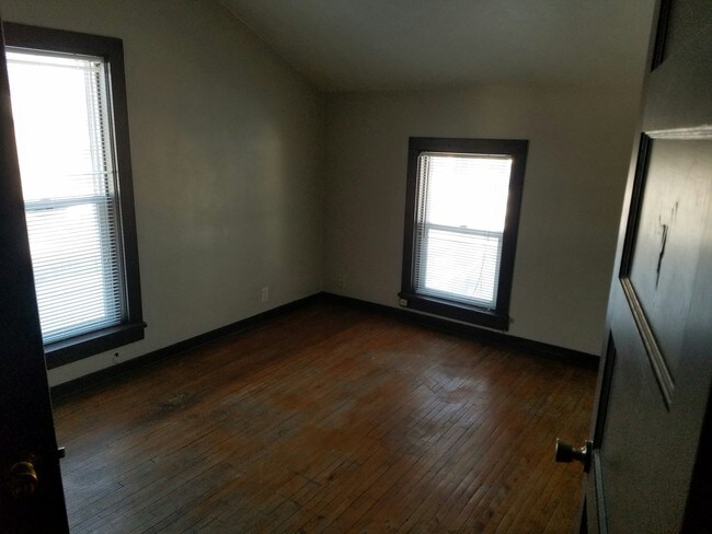 Foto del edificio - 438 N Pearl St