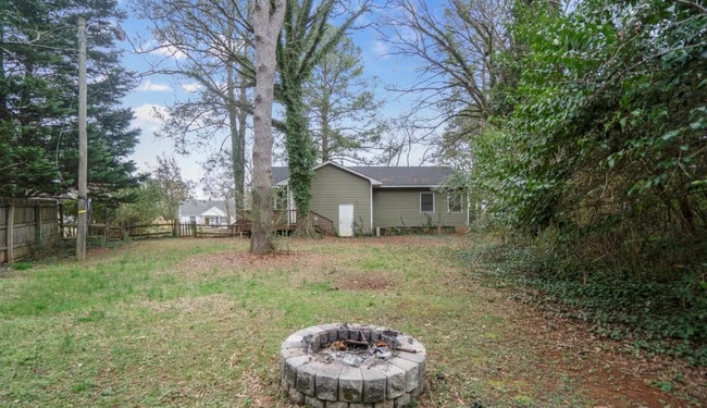 Foto del edificio - 1227 Rollins Ave