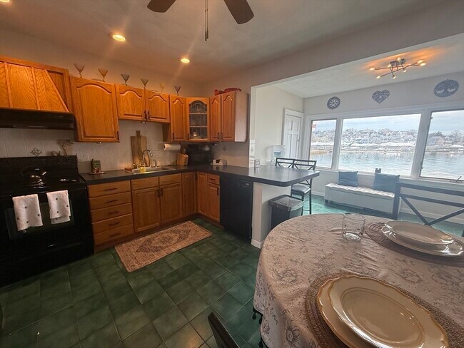 Foto del edificio - 235 Washington Ave