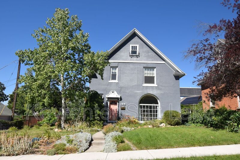 Primary Photo - 185 R St