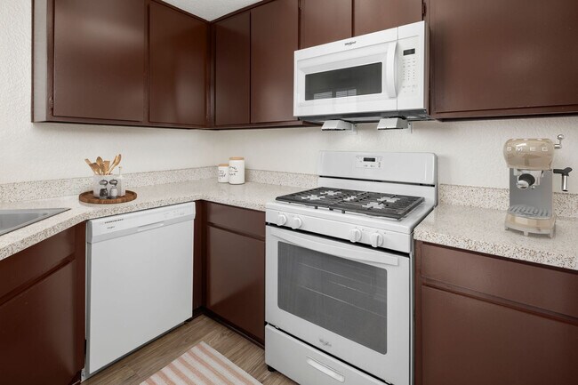 Foto del edificio - Linden Court