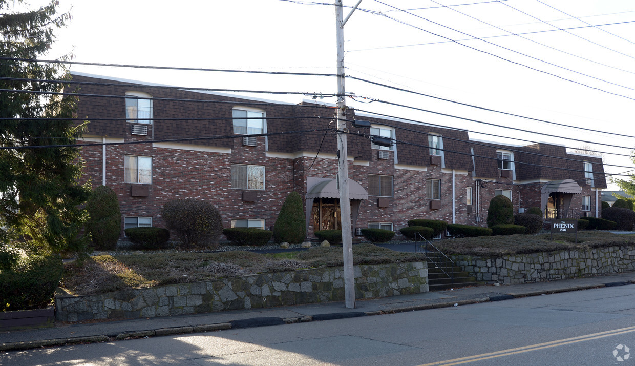 Building Photo - The Phenix