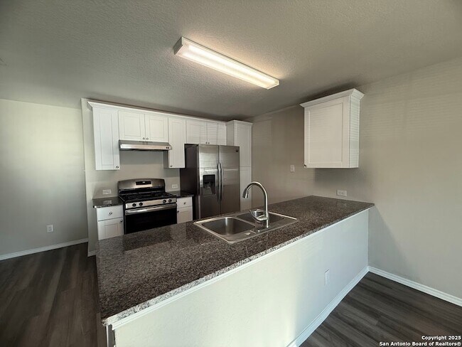 Foto del edificio - 7734 Nopalitos Cv