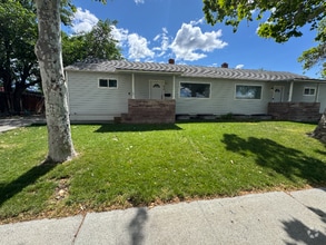 Building Photo - 430 Douglass Ave