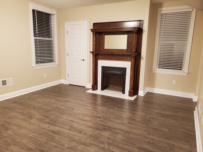 Dining Room - 14 Dunlap St