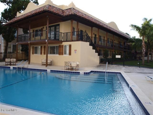 Foto del edificio - 7 Oak St #209