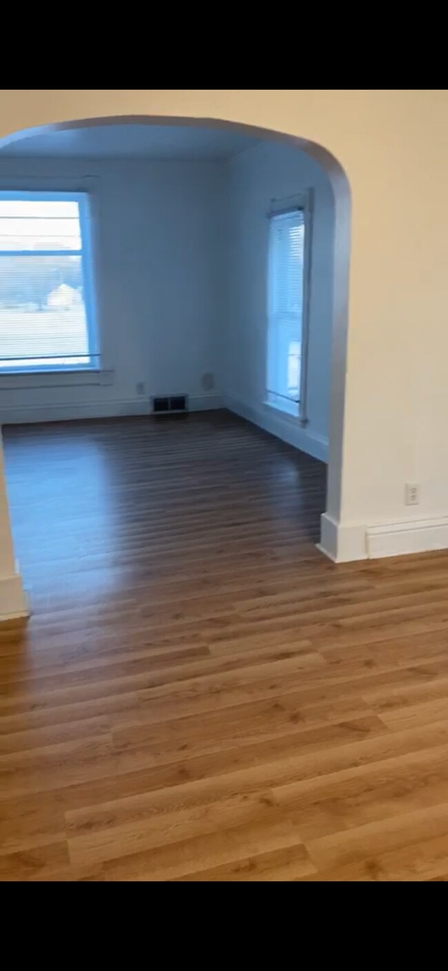 room - 2107 9th St