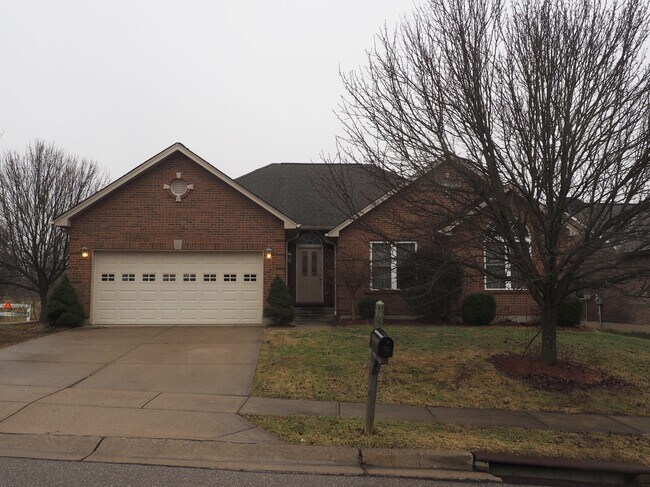 Building Photo - 1021 Sunrise Dr