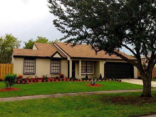 Primary Photo - 15821 E Wind Cir