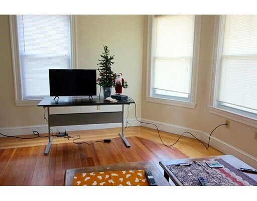 Foto del edificio - 420 Essex St