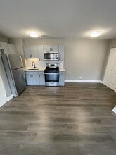 Building Photo - 21 N Dryden Pl