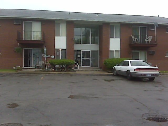 Building Photo - Harbor Apartments