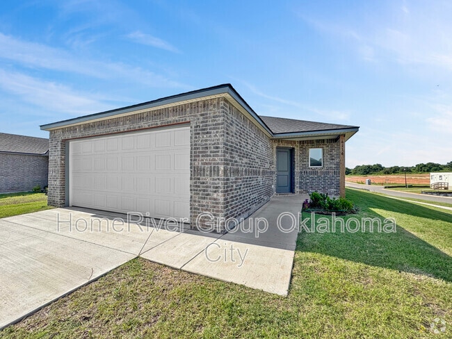 Building Photo - 6116 Holm Oak Rd