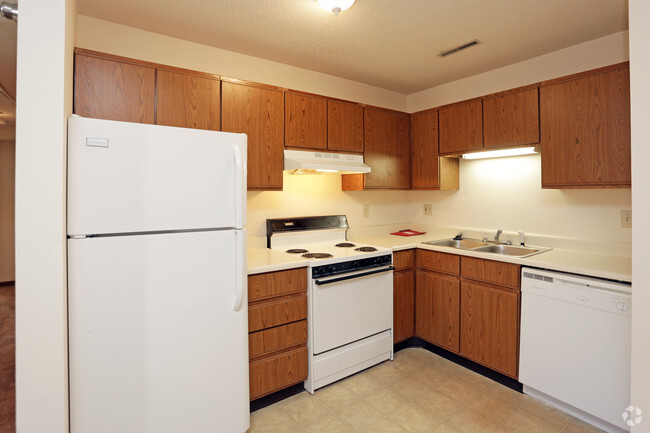 Cocina - Total Property Management 3206 Lincoln Way