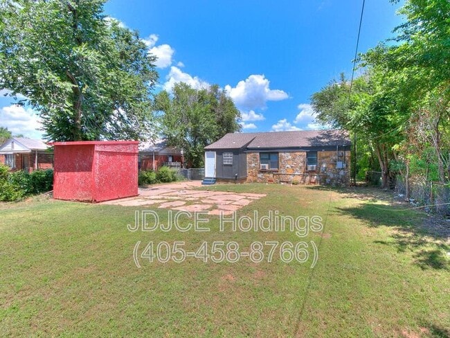 Foto del edificio - 422 Wilson Dr