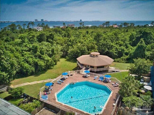 Foto del edificio - 201 Pensacola Beach Rd