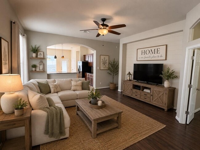 Building Photo - 310 Wildhorse Creek