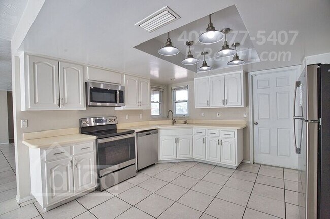 Foto del edificio - 2 Brentwood Ln