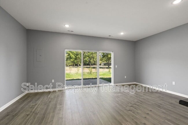 Foto del edificio - 7077 Homestead Rd