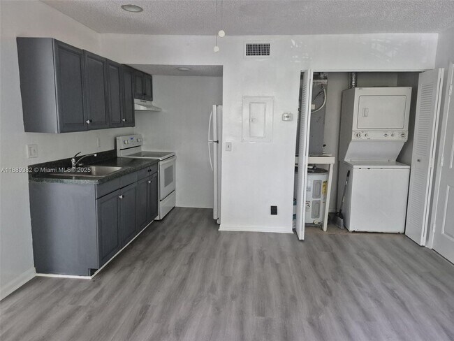 Foto del edificio - 2022 NW 43 Terrace