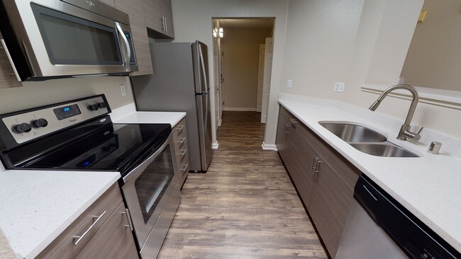 Interior Photo - Almaden Lake Village