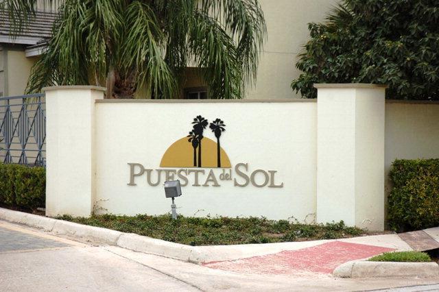 Foto del edificio - 800 Sunset Dr