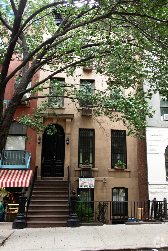 Foto del edificio - 447 W 51st St