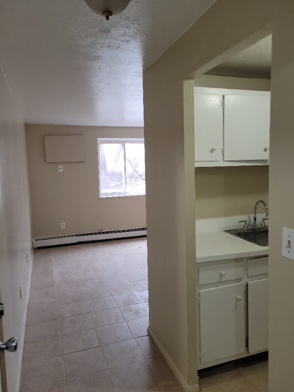 Foto principal - 14815-14835 Euclid Ave