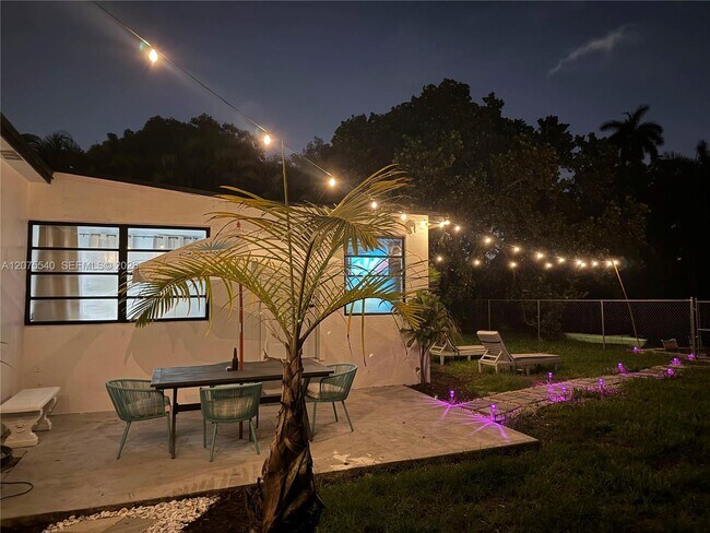 Foto del edificio - 119 NW 85th St