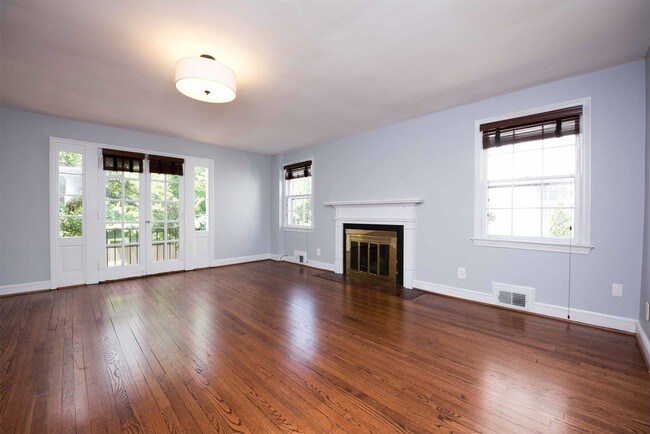 Building Photo - 1208 Portner Rd