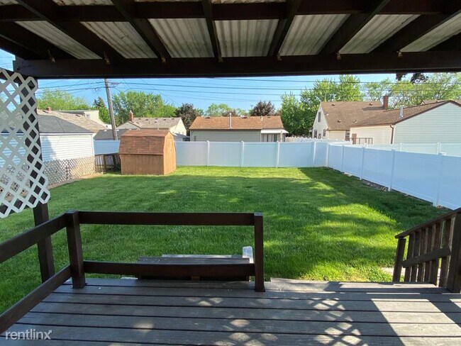Building Photo - 2 br, 1 bath House - 13683 Ward St
