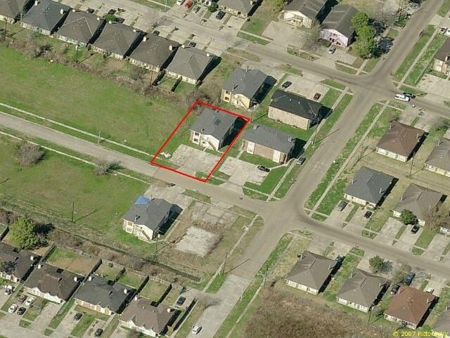 Aéreo - 8147 Keel St