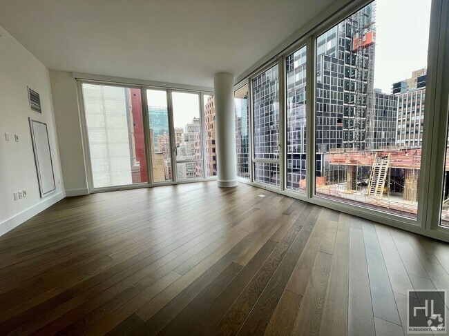 Building Photo - East 44th Street