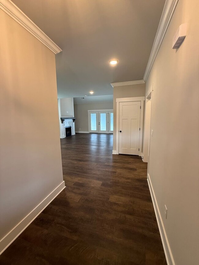 Building Photo - Beautiful New Build 4 Bed, 3.5 Bath, 2 Car Garage - Community Pool & Walking Trail!
