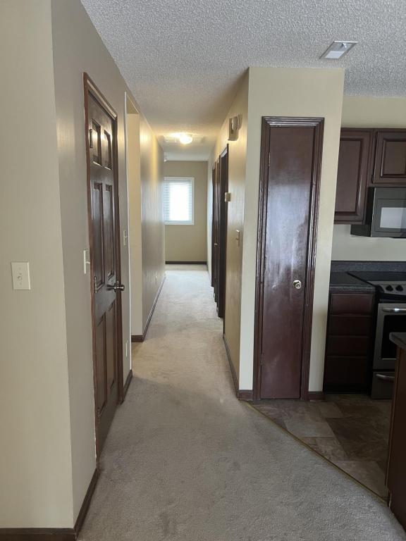 Foto principal - 200 Double Eagle Dr