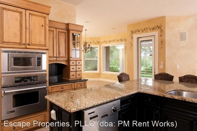 Building Photo - 4 br, 4 bath House - 238 Emeraud Dr