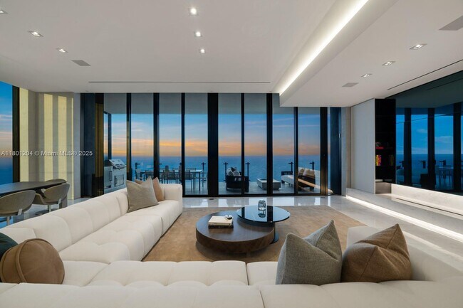 Foto del edificio - 17141 Collins Ave