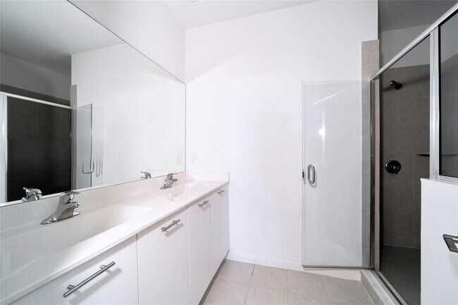 Foto del edificio - 12661 NW 23rd Pl