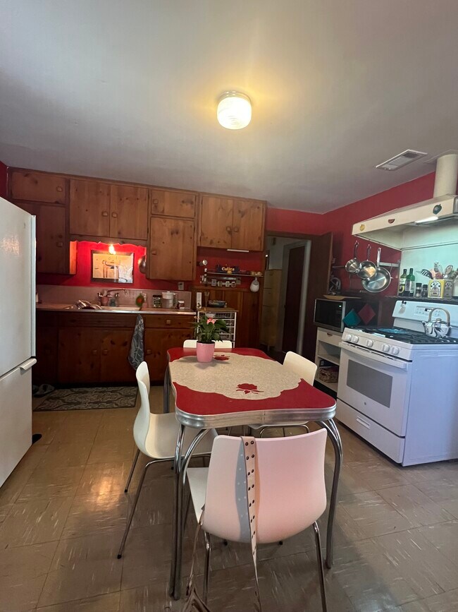 Foto del edificio - 5015 Avenue G