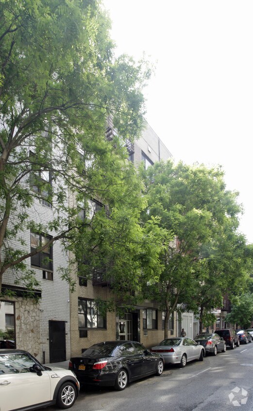 Foto del edificio - 336 E 73rd St