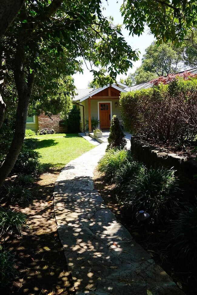 Pathway to front door - 405 Summit Ave
