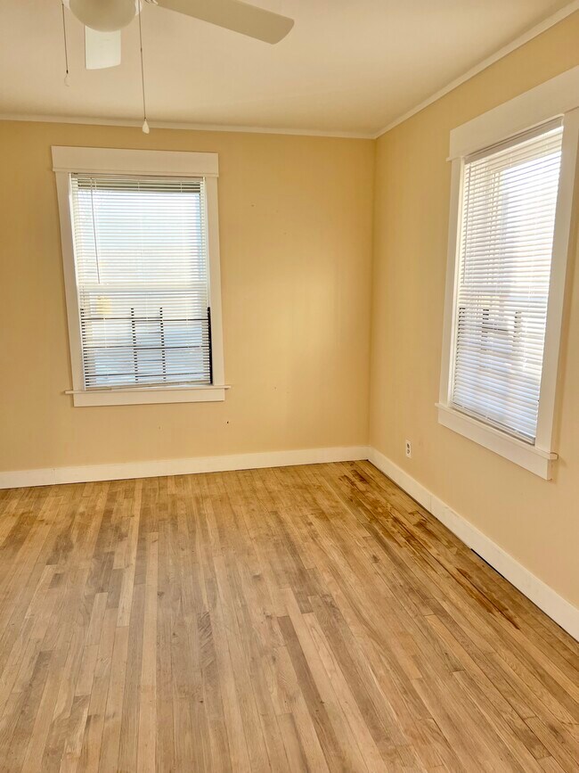 Building Photo - 2485 Vollintine Cove