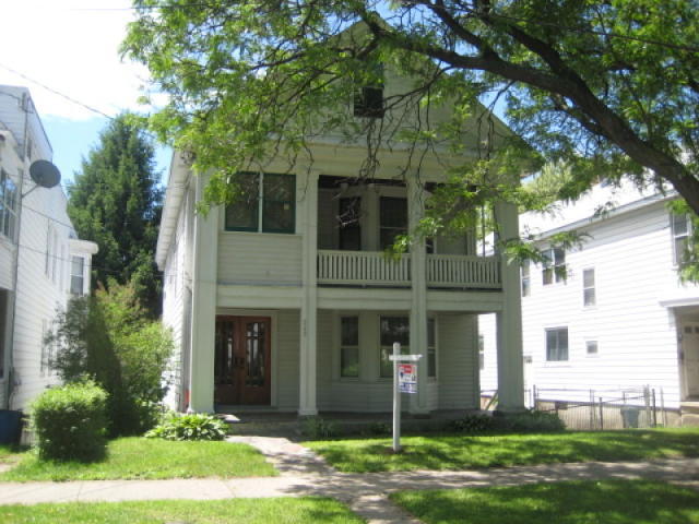 Building Photo - 249 Manning Boulevard