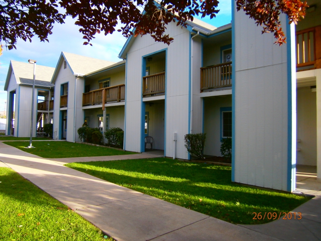 Primary Photo - The Elms Apartments